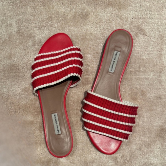 Tabitha Simmons Made in Italy Red & White Frilly Sandals - Picture 3 of 4